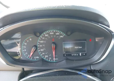 2018 Chevrolet Trax Lt z USA, uszkodzony, nr VIN KL7CJLSB5JB687943